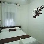 Emperatriz I Ξενοδοχείο 3*