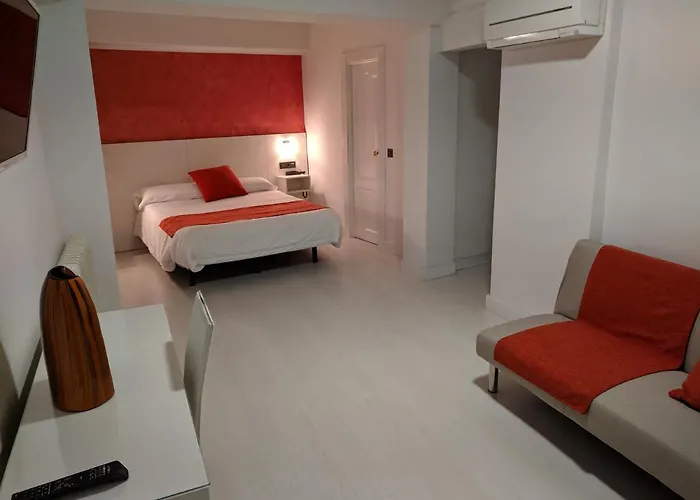 Emperatriz I 酒店 3*